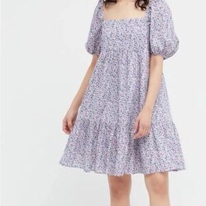 Uniqlo Ditsy Floral Puff-Sleeve Dress